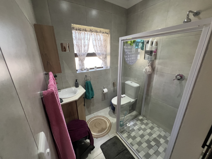 2 Bedroom Property for Sale in Wilkoppies North West